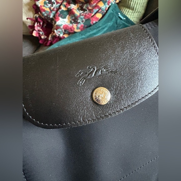 Longchamp Large Black Tote - Picture 2 of 11